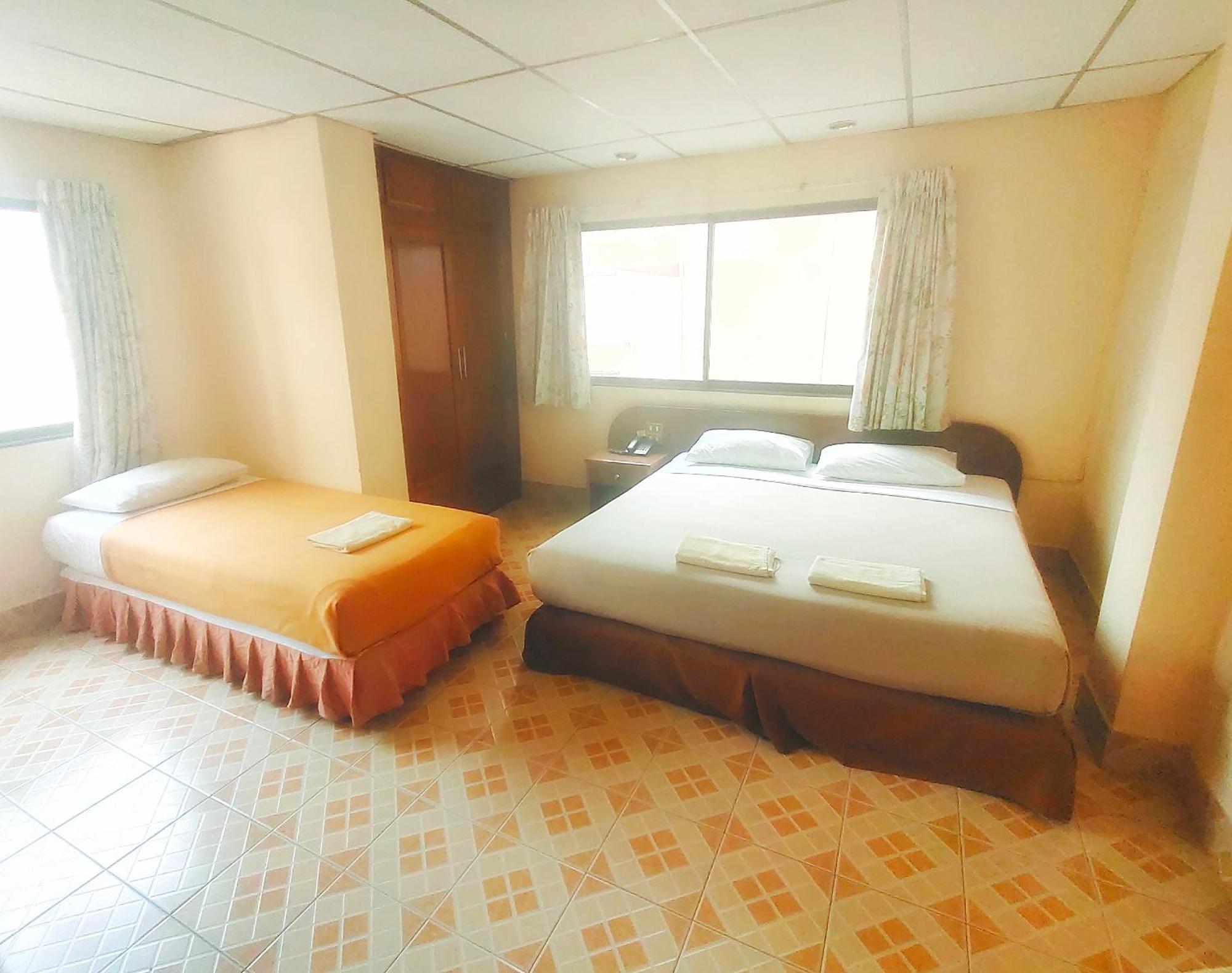 Top Thai Hotel Pattaya Room photo
